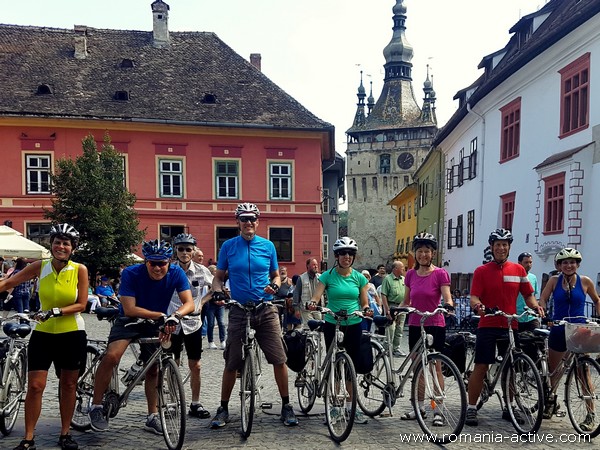 bike transylvania cyclist portrait 600